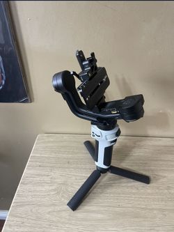 Camera Stabilizer Gimbal Zhinyun