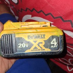 Dewalt 4 Amp Battery
