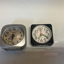 Small Alarm Clock 