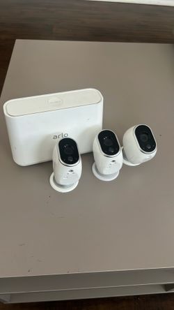 Arlo 3 camera system