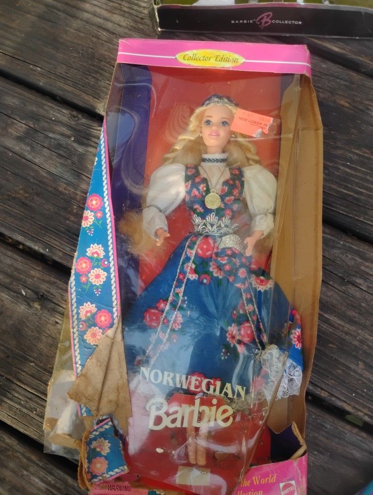 Norwegian Barbie- Collectors Edition