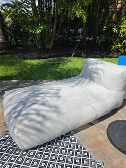Sun lounger