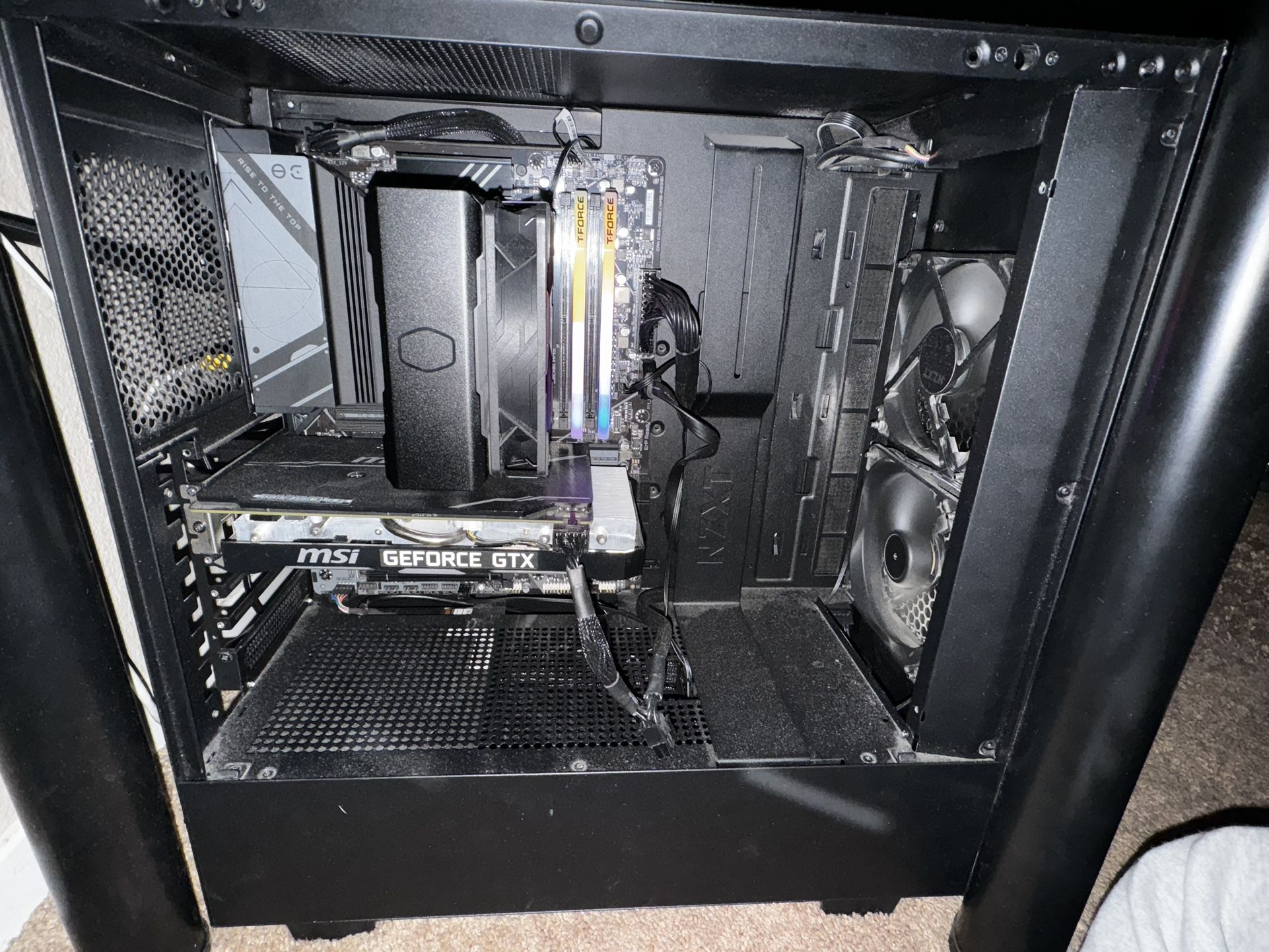 Ryzen 5 9600x + B650
