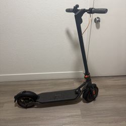 Electric scooter