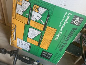 Landscaping edging with stake