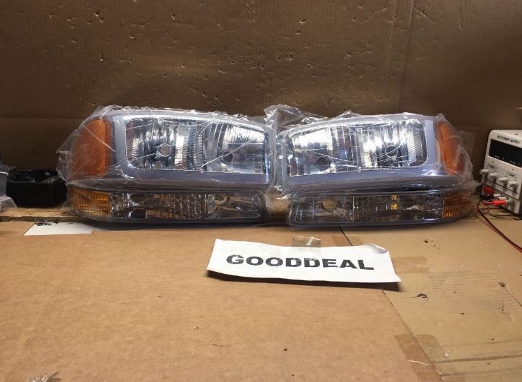 #193 Fit 99-07 GMC Sierra/Yukon Chrome Amber LED DRL Strip Headlight