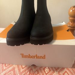Boats Timberland  Women Size 9.5