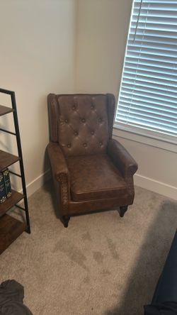 LeatherReading Chair