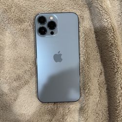 iPhone 13 Pro Max 256gb / Unlocked / Clean Imei