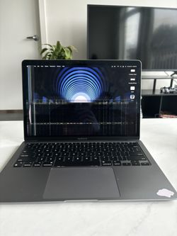 Macbook Air (M1, 2020, 8GB)