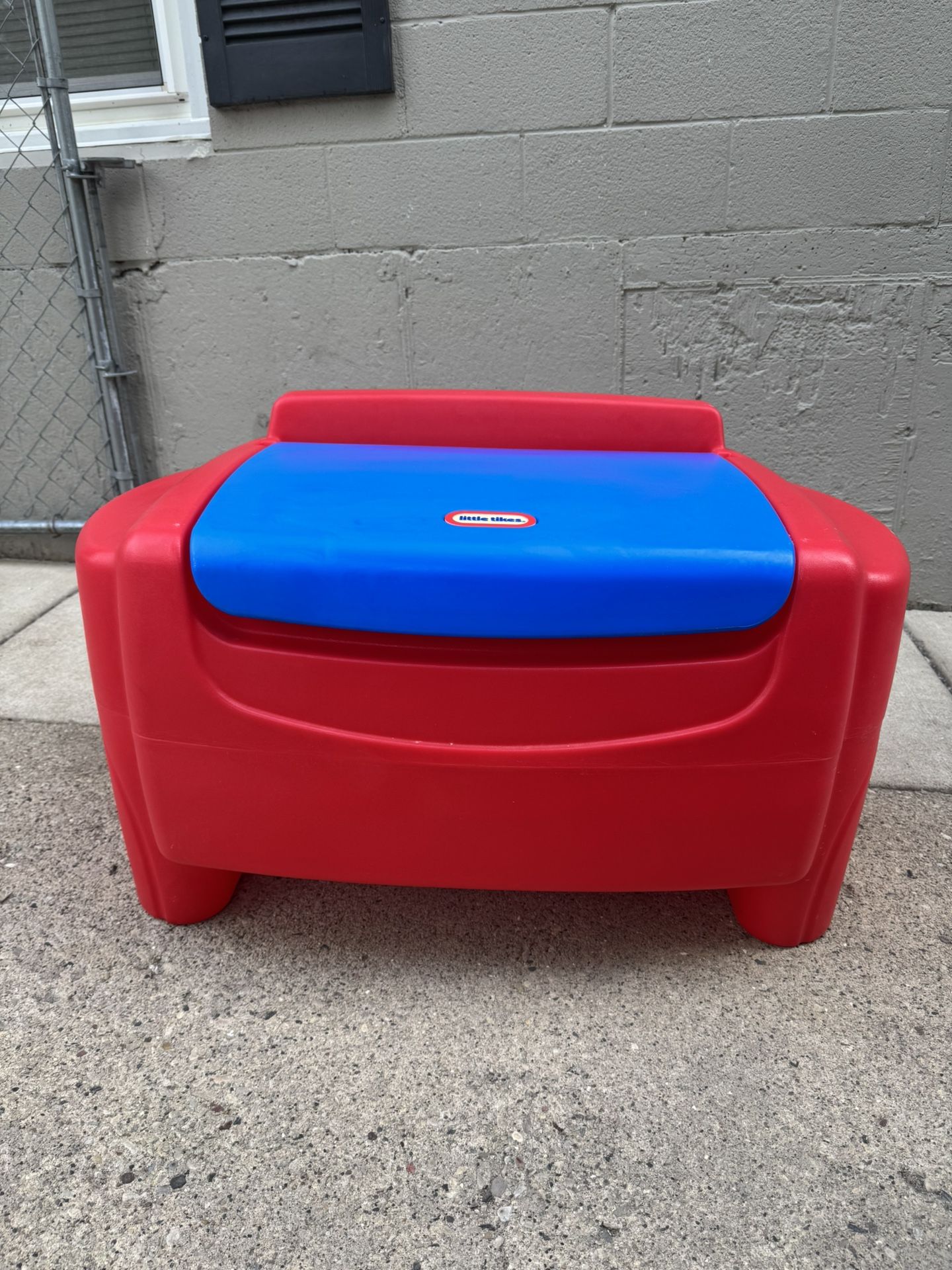 Little Tikes Toy Box