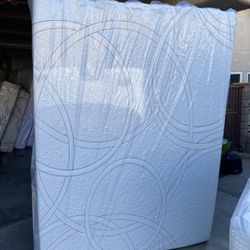 Mattress ( Queen Size )