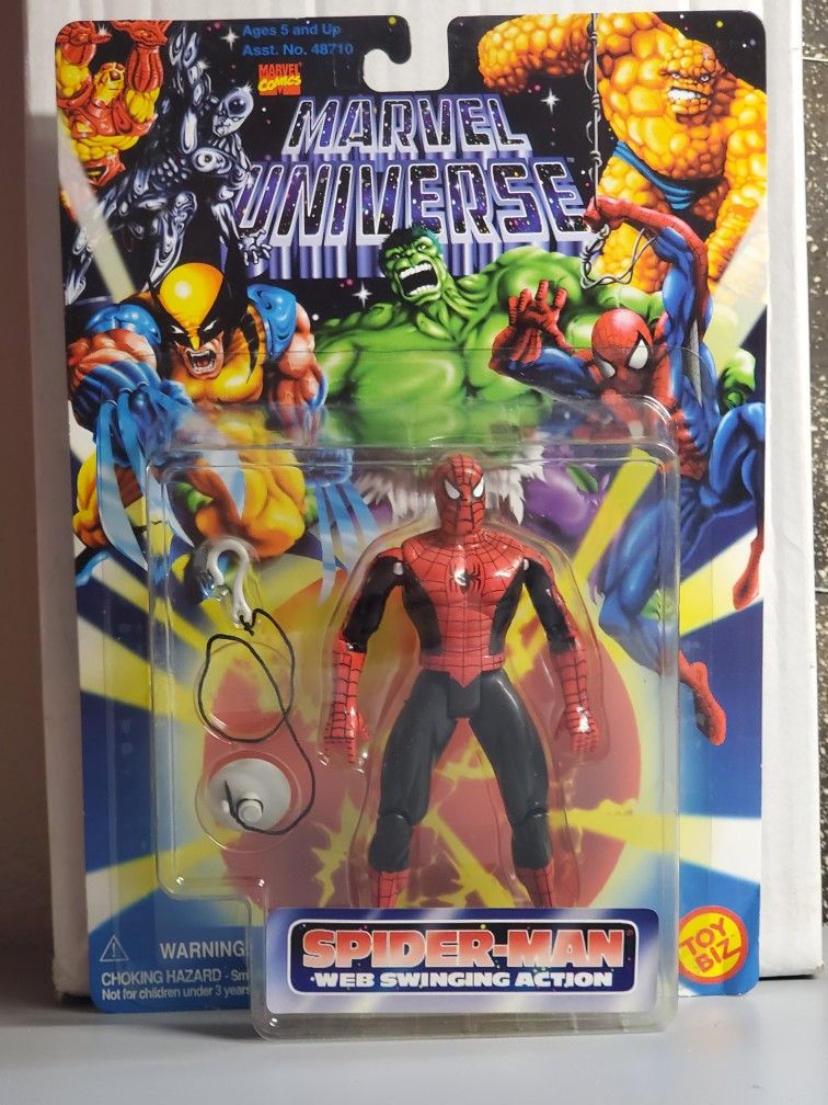 Toy Biz Marvel Universe Spider-Man and Carnage Action Figures