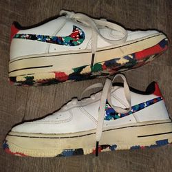 Size 4.5Y Nikes