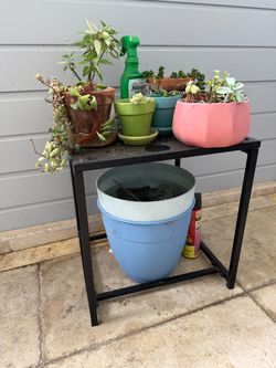 Rocking patio chairs and table