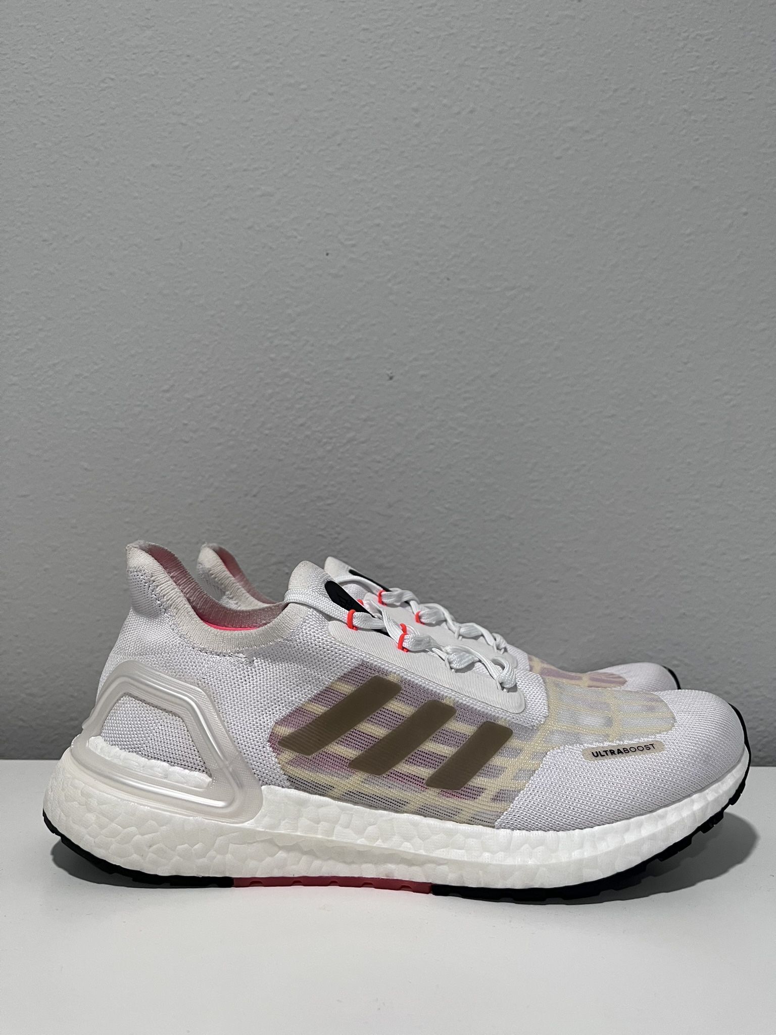Adidas Ultraboost (Size 10)