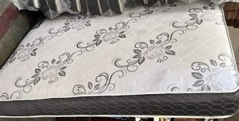 Deluxe Brand Queen Size Set