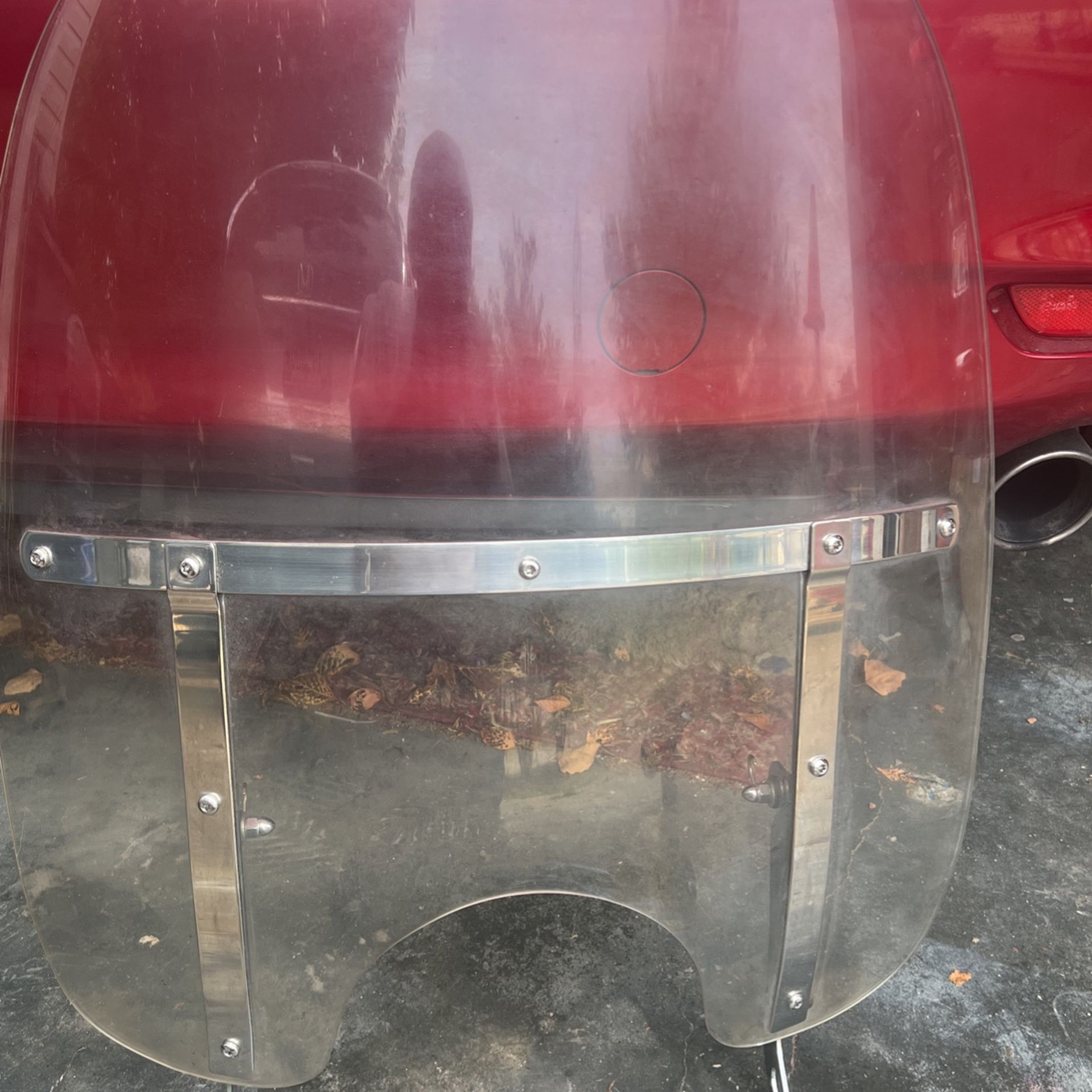 Harley Davidson Heritage Softail Windshield No Scratches & cover