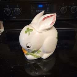 Vintage Bunny & Carrot Cookie Jar