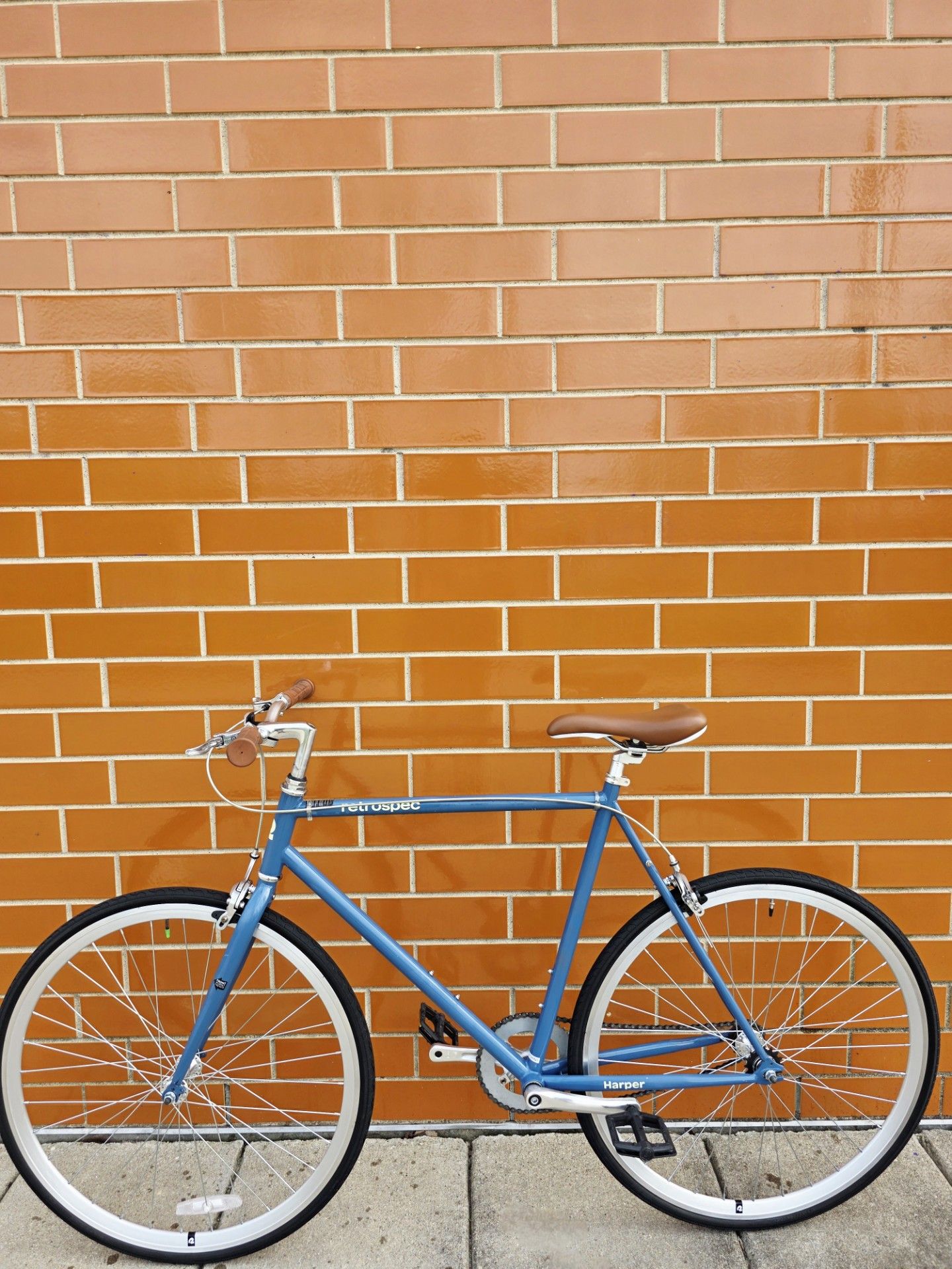 Retrospec Harper fixie bike like new