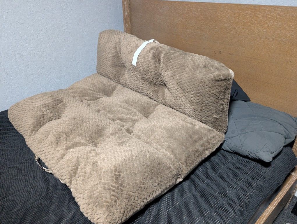 KIRKLAND 42x42.