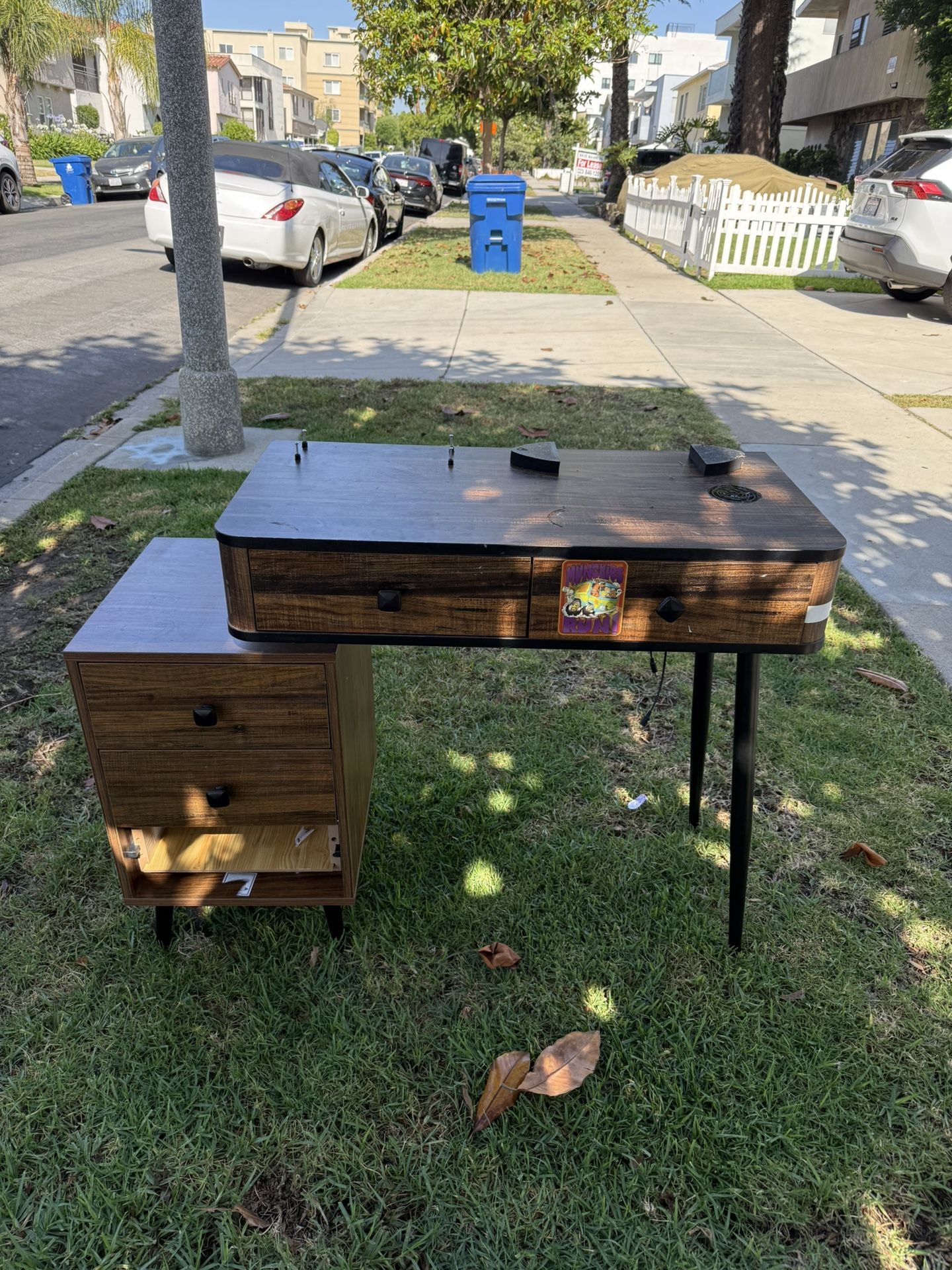 Desk With Cabinets And Night Stand