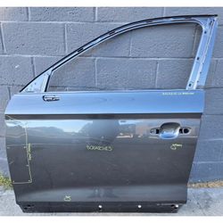 2018 2019 2020 2021 2022 2023 AUDI Q5, SQ5 LEFT SIDE FRONT DOOR OEM USED