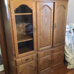 TV Included Amish oak Entertainment Center 