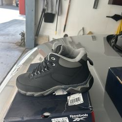 Reebok Beamer ( Men’s 9 )