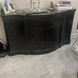 Ethan Allen Credenza Or Entry Table