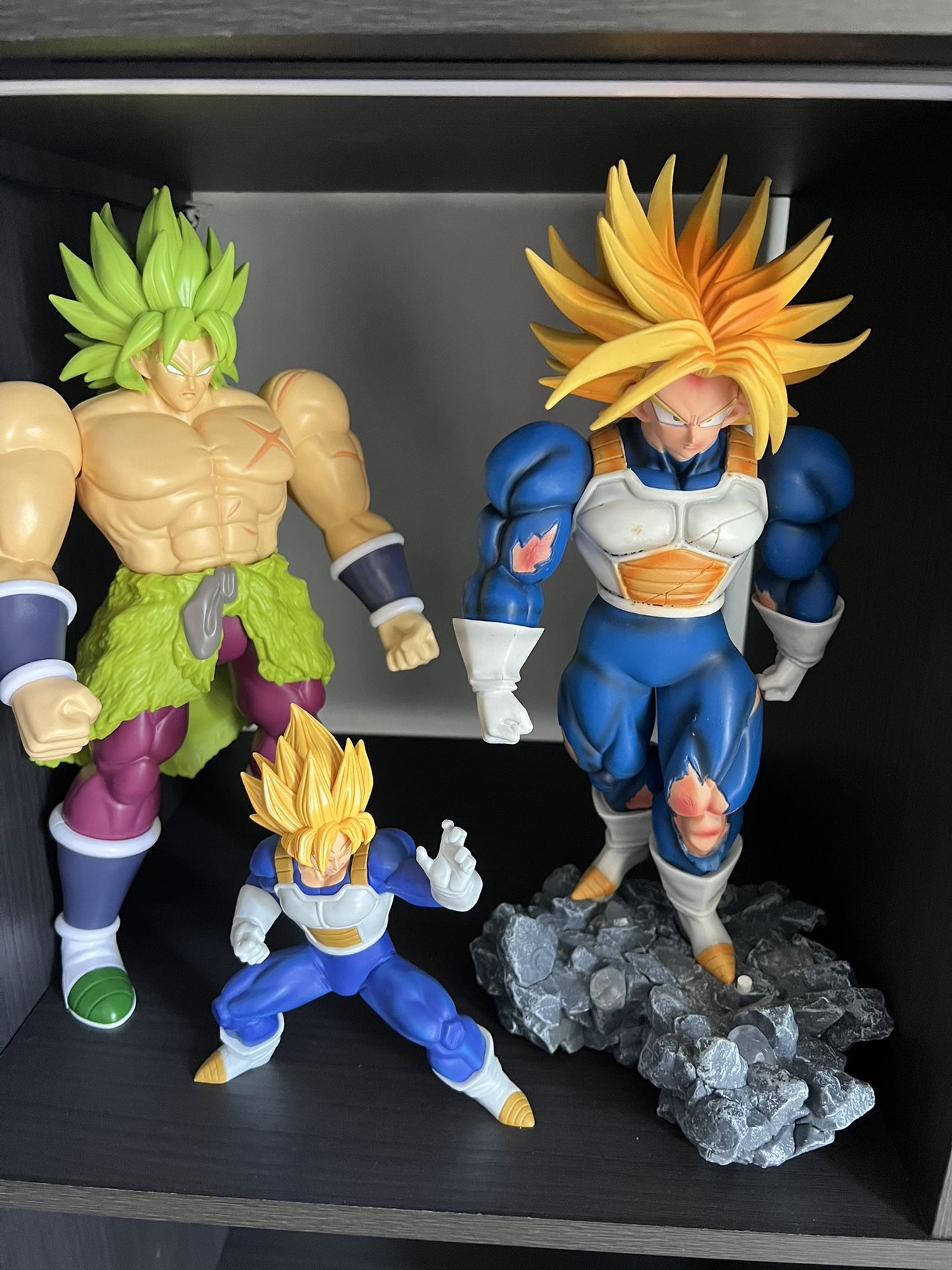 Dragon Ball Statue