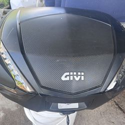 Givi storage unit