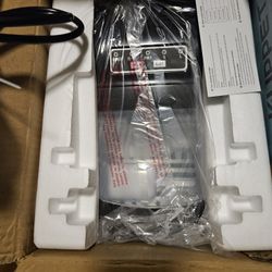 Ice Maker New In The Box