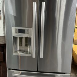 36”in Wide Whirpool Gold Use Like New Perfec Working And Warranty 