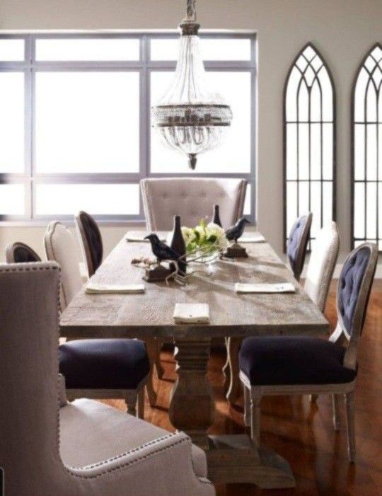 Gorgeous Extra Large wingback Tufted Linen Upholstered Arms Chair/one Chair!