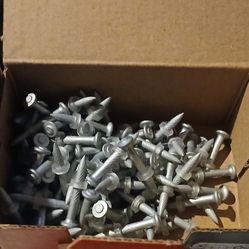 Hilti Cement Nails X-U 32 P8 1 1/4 (32mm)(30 Boxes)