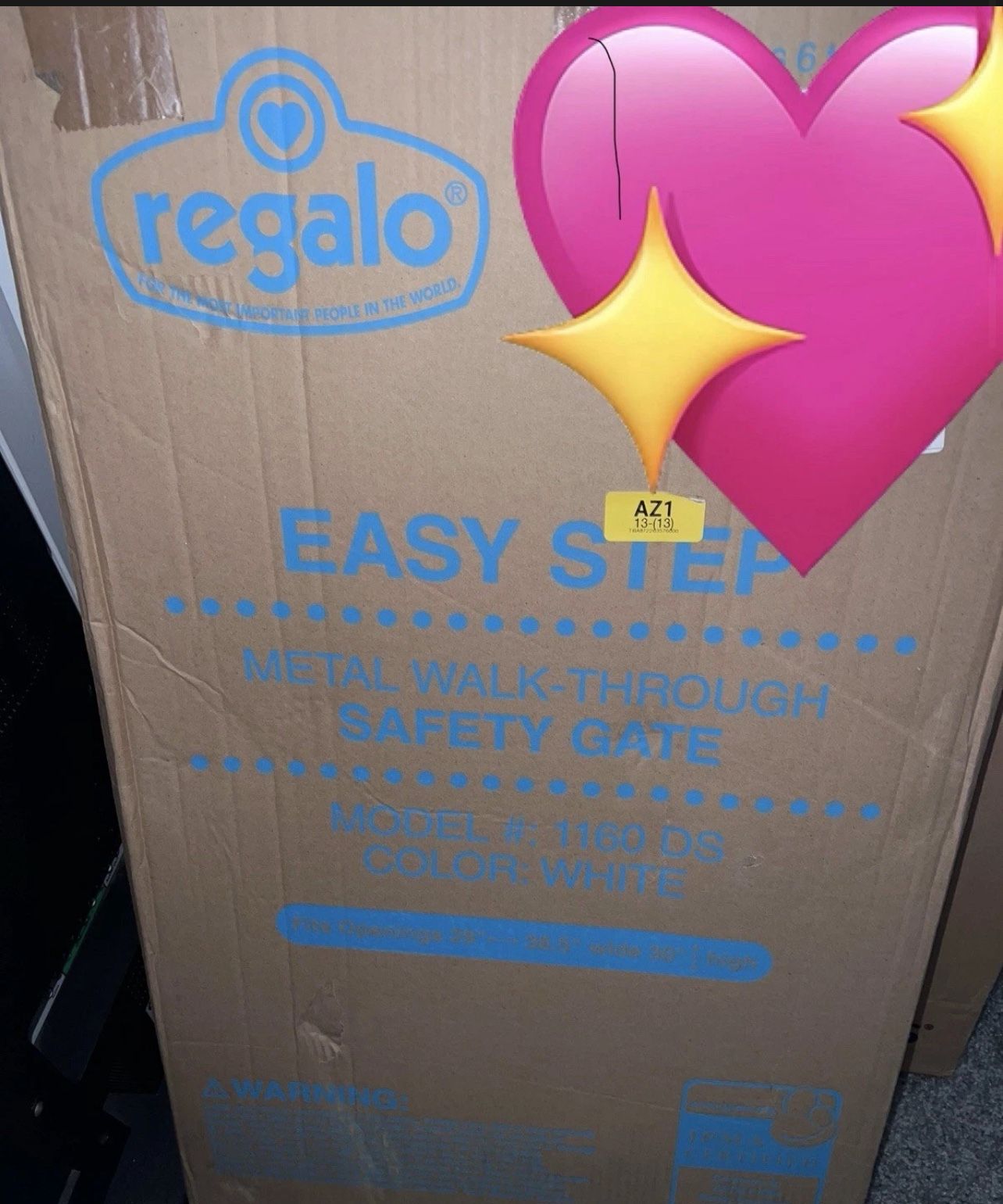 Regalo Easy Step 1160 DS Metal Walk-Through White Gate Open Box/New