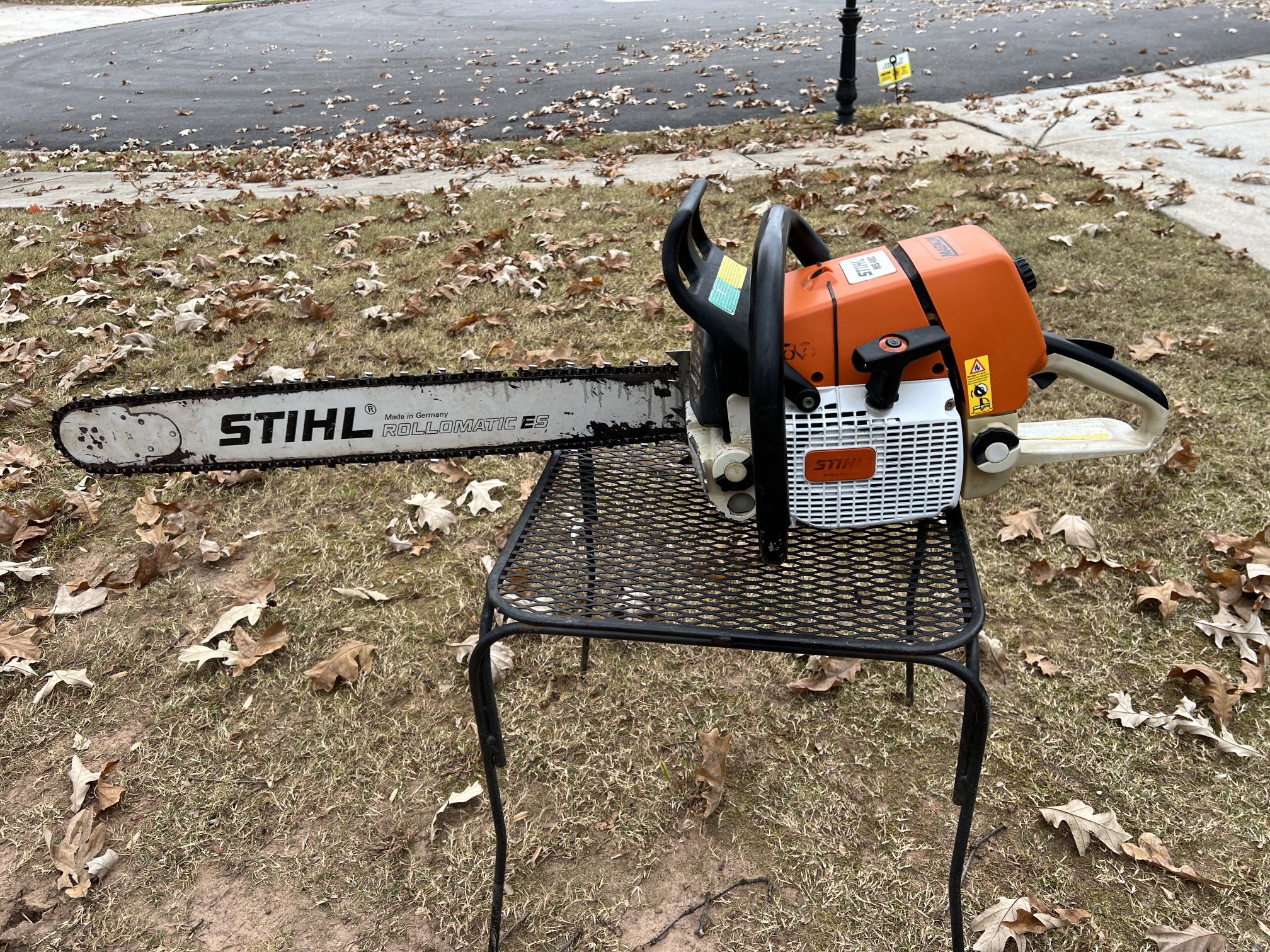 Stihl MS 460 Magnum Chainsaw (28”Bar)