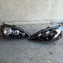 Acura RSX 05/06 Black Housing Headlights 