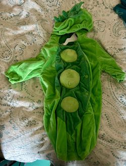 0-6 Months Baby Peapod Costume