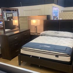 Queen Bed Set( No Mattress Included) Queen Frame, Night Stand, Dresser, And Mirror