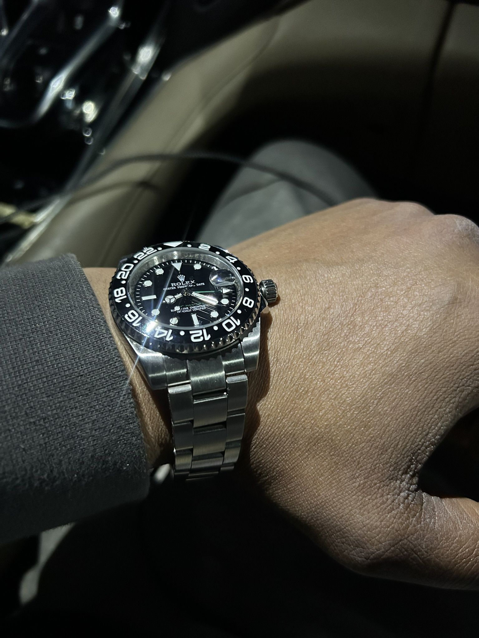 Luxurious Watch With Box And Paperwork