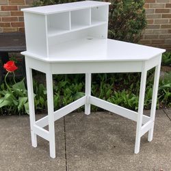 White Corner Desk w/Storage
