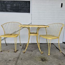 Vintage Woodard Pinecrest Mid Century Modern Iron Outdoor Table & Chairs Set