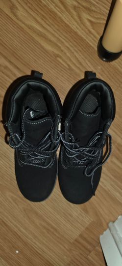 Boots kids size 13