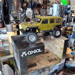 Axial SCX24 Jeep Wrangler RC Crawler