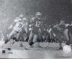 Tom Brady Photo Unsigned Official Licensed Product Of The NFL