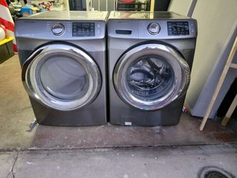 Grey Samsung Washer / Electric Dryer Set