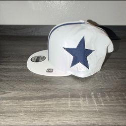 New Era 9FIFTY Dallas Cowboys NFL Snapback Hat White Navy One Size