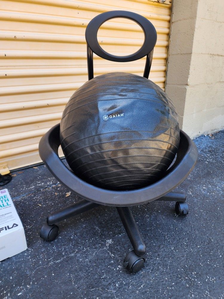 GAIAM Ultimate Balance Ball Chair Exercise Yoga